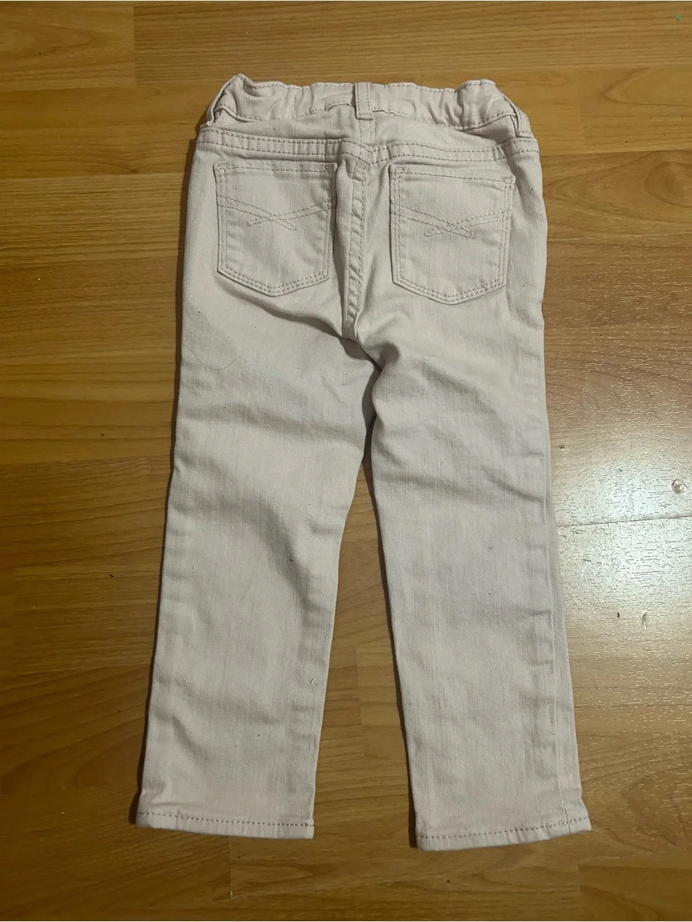 GAP comfortable pale